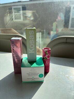 4 piece skin/lip care bundle